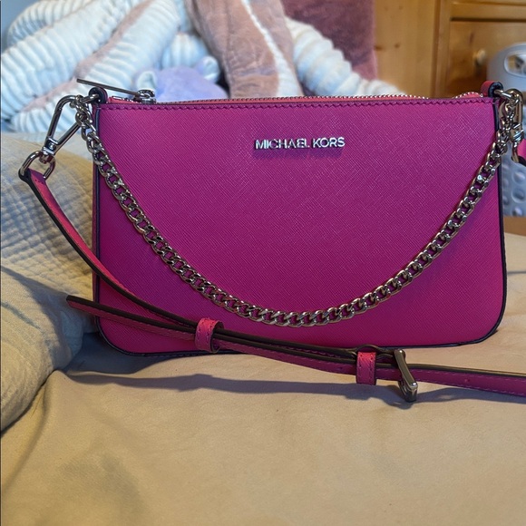 Michael Kors Fuchsia Crossbody with Chain - Picture 1 of 4